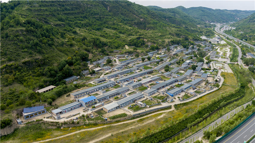 佛道坪村全景。田虎攝